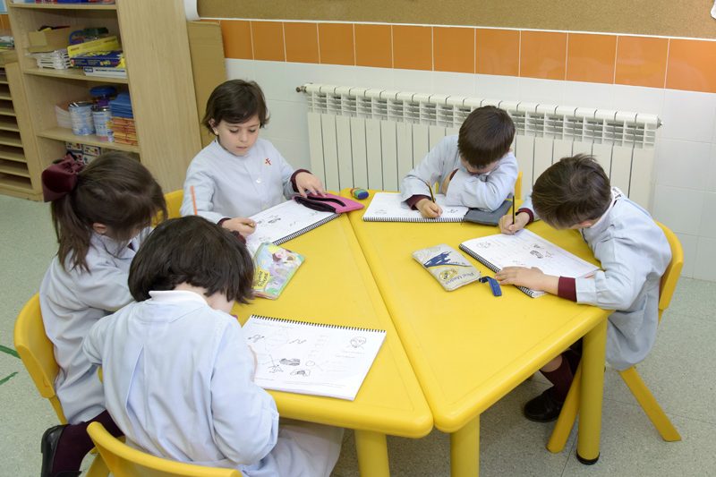 Aulas de 3, 4 y 5 años Aulas de 3, 4 y 5 años