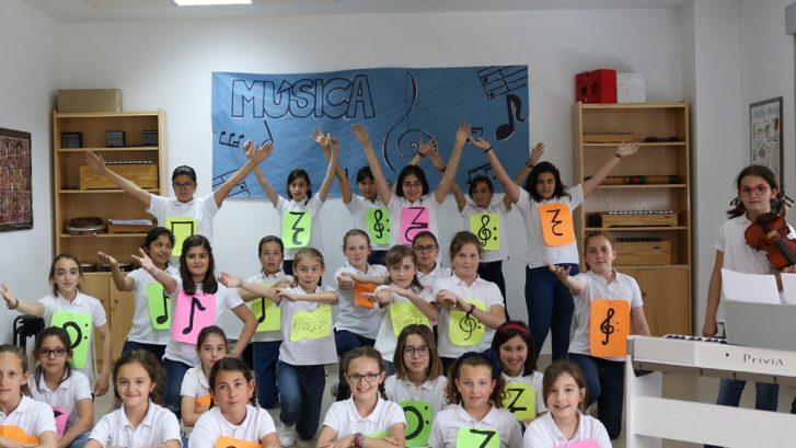 El coro de las emociones de Fuenllana actúa en la Fundación Botín 15
