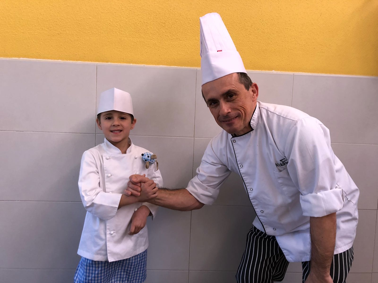 cocinero niño colegio alcorcon. madrid
