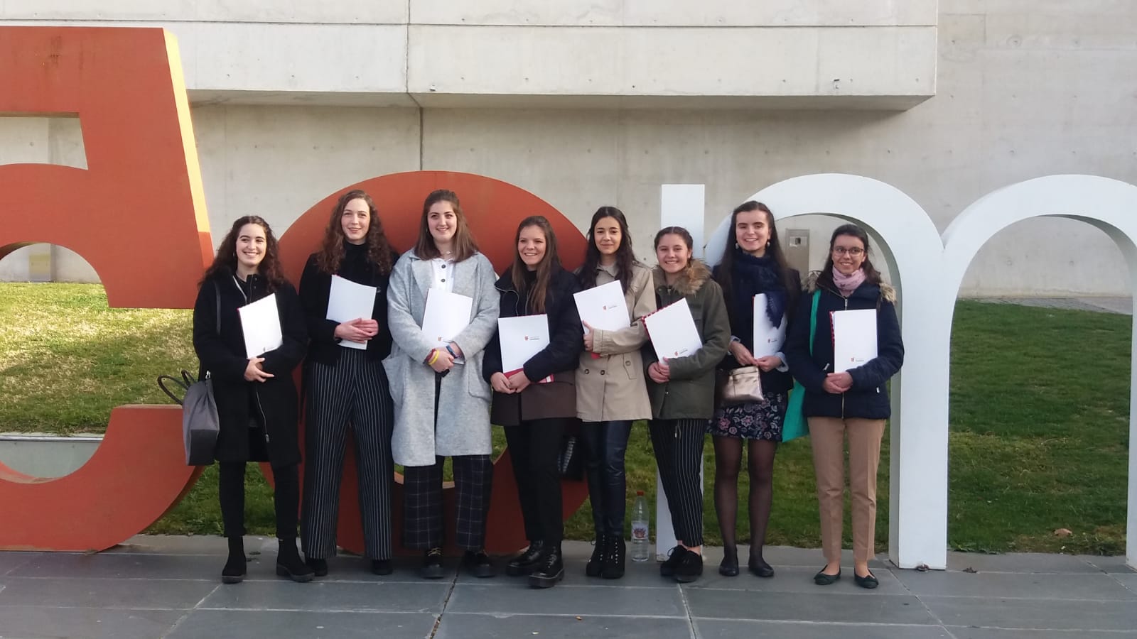 Las alumnas de Bachillerato de Excelencia defienden sus trabajos en UNAV 5