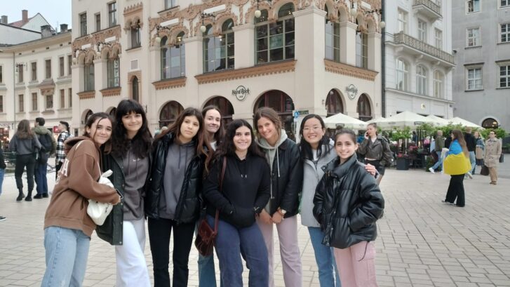 Las alumnas del Programa Excellence viajan a Polonia 1